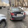 припаркованный под запрещающим знаком и мешающий развороту ТС